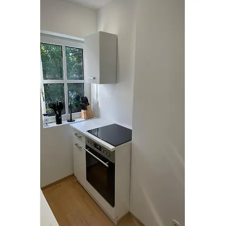 Moderne Mit Terrasse, Apartment *