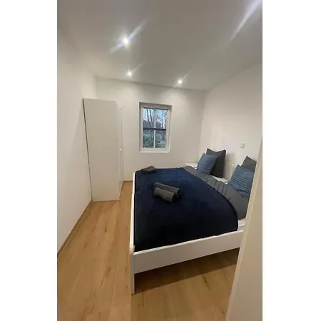 Moderne Mit Terrasse, Apartment Schneverdingen
