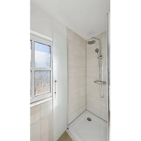 Moderne Mit Terrasse * שנברדינגן